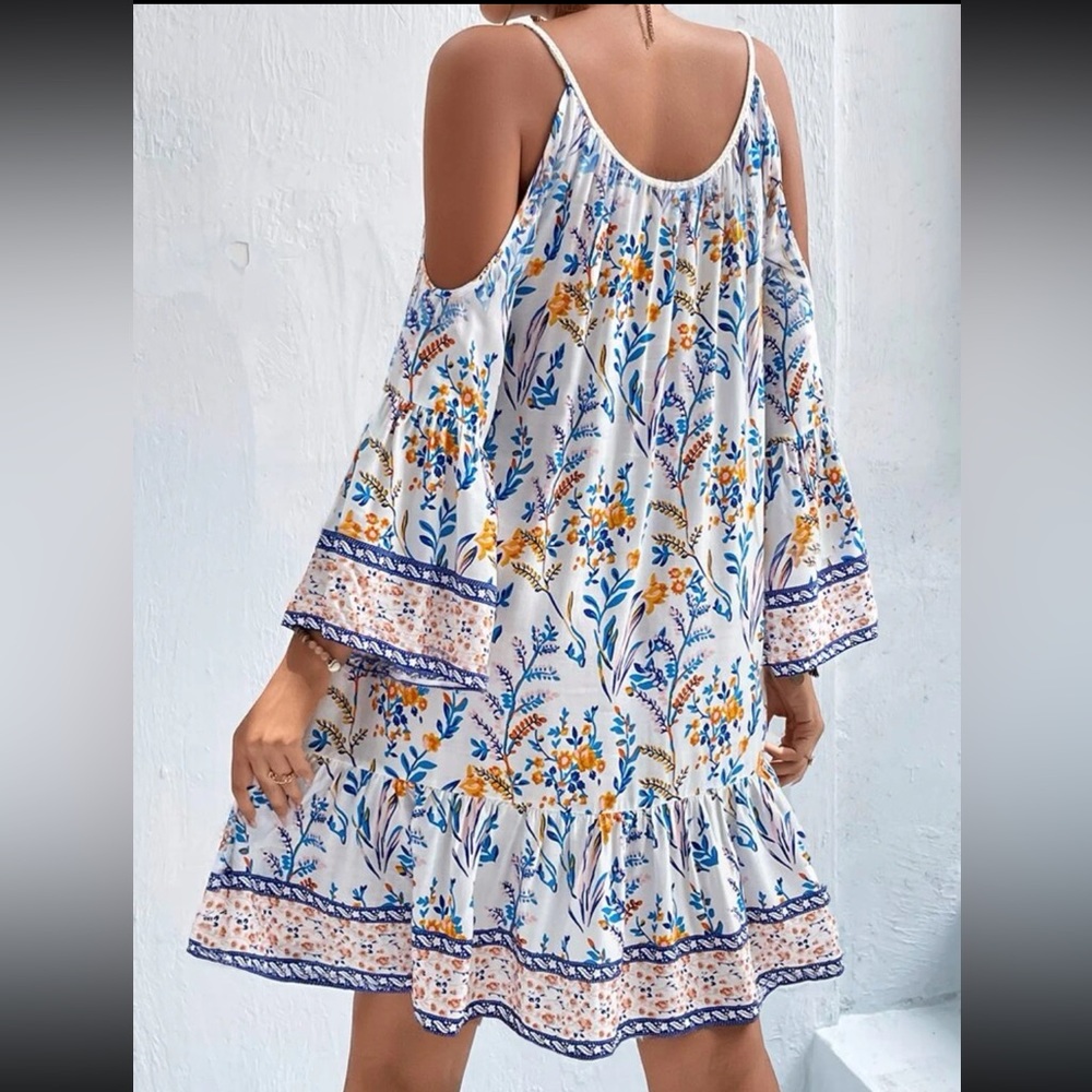Boho Floral Print Cold Shoulder Flare Sleeve Tassel Tie Dress - Picture 2 of 16